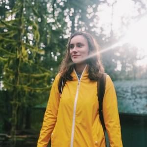 Meet your Posher, Stephanie